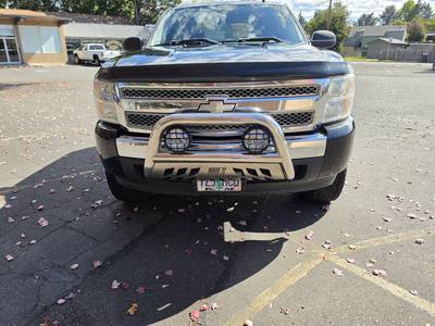2009 Chevy Silverado, photo 2